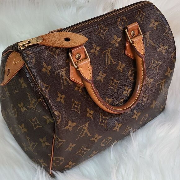 💯 Authentic Louis Vuitton Speedy 25🍀 - Picture 8 of 16
